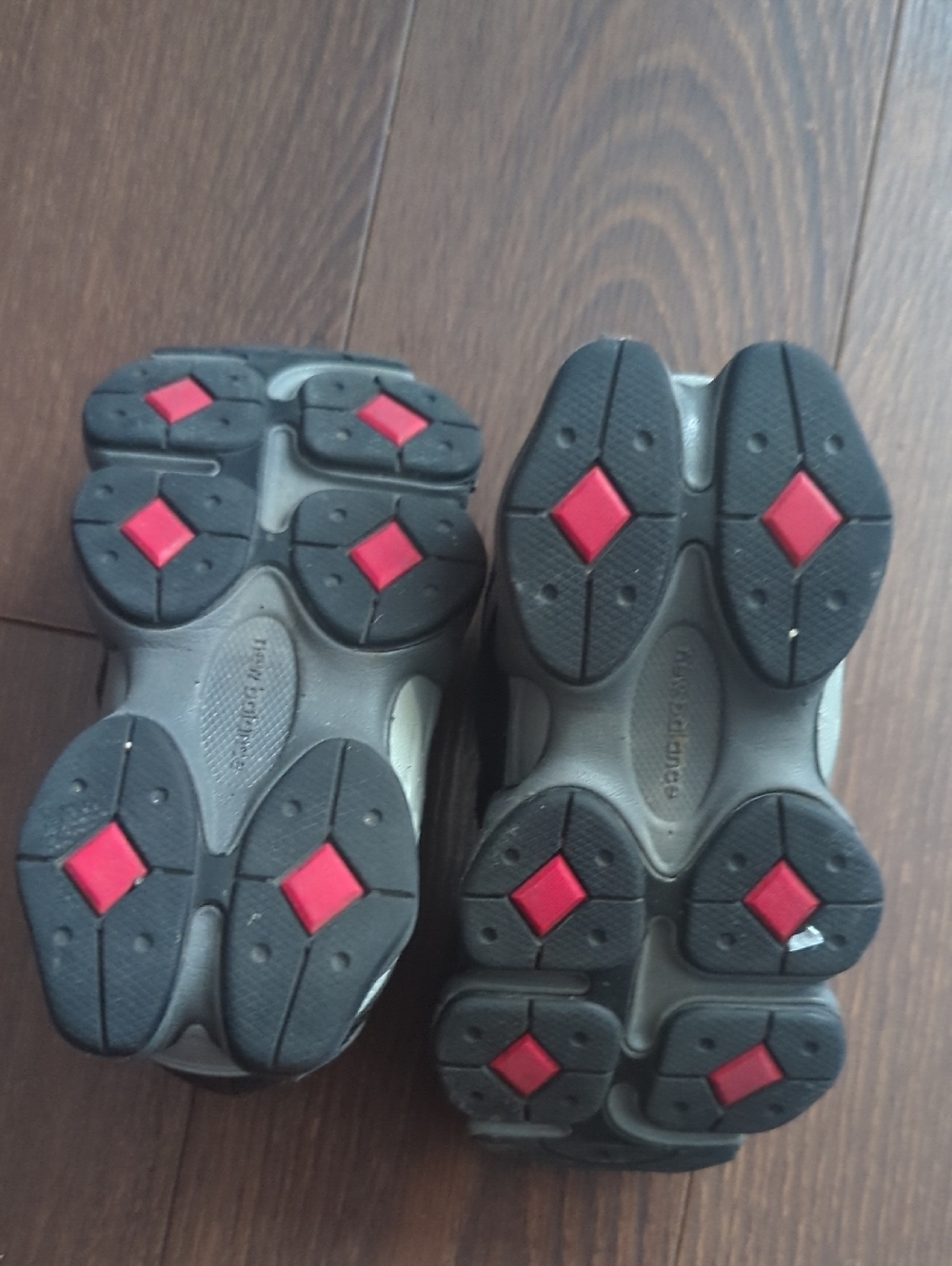 New Balance 9060 Kids Toggle Closure - Low Tops - Picture 10 of 13